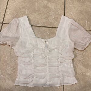Francesca's Collections Ivory Ruched Blouse